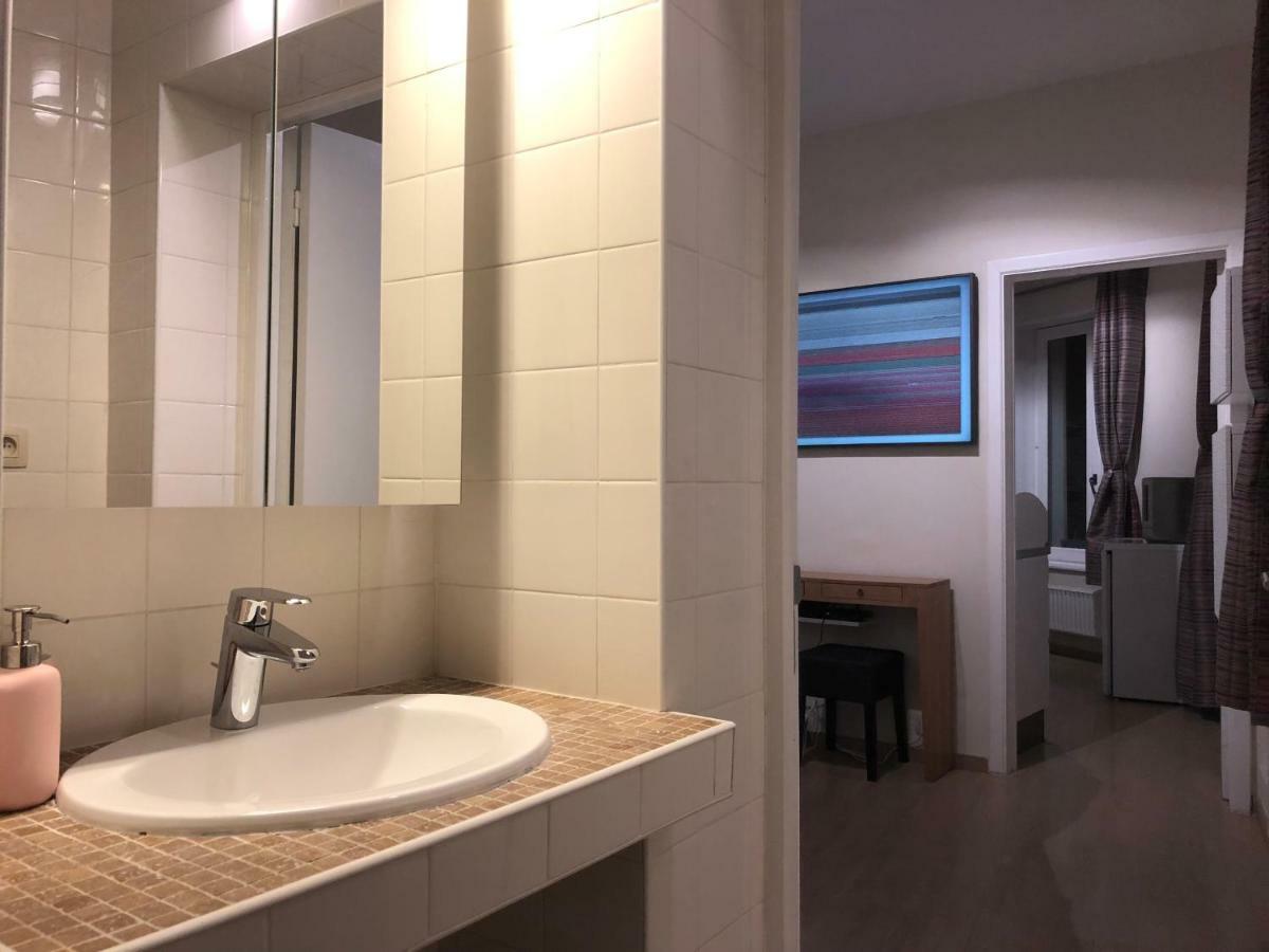 Olives Bed & Breakfast Brussel Bagian luar foto